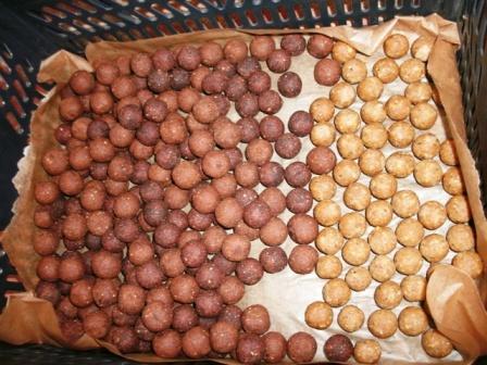 pregatiri pentru noul sezon - 2013 - bomboane pentru mustaciosi  - gedc0271.JPG